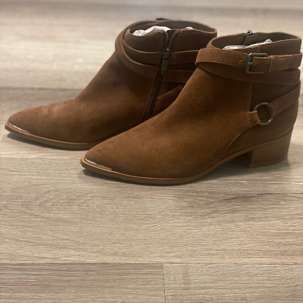 Size 7 Brand new never worn